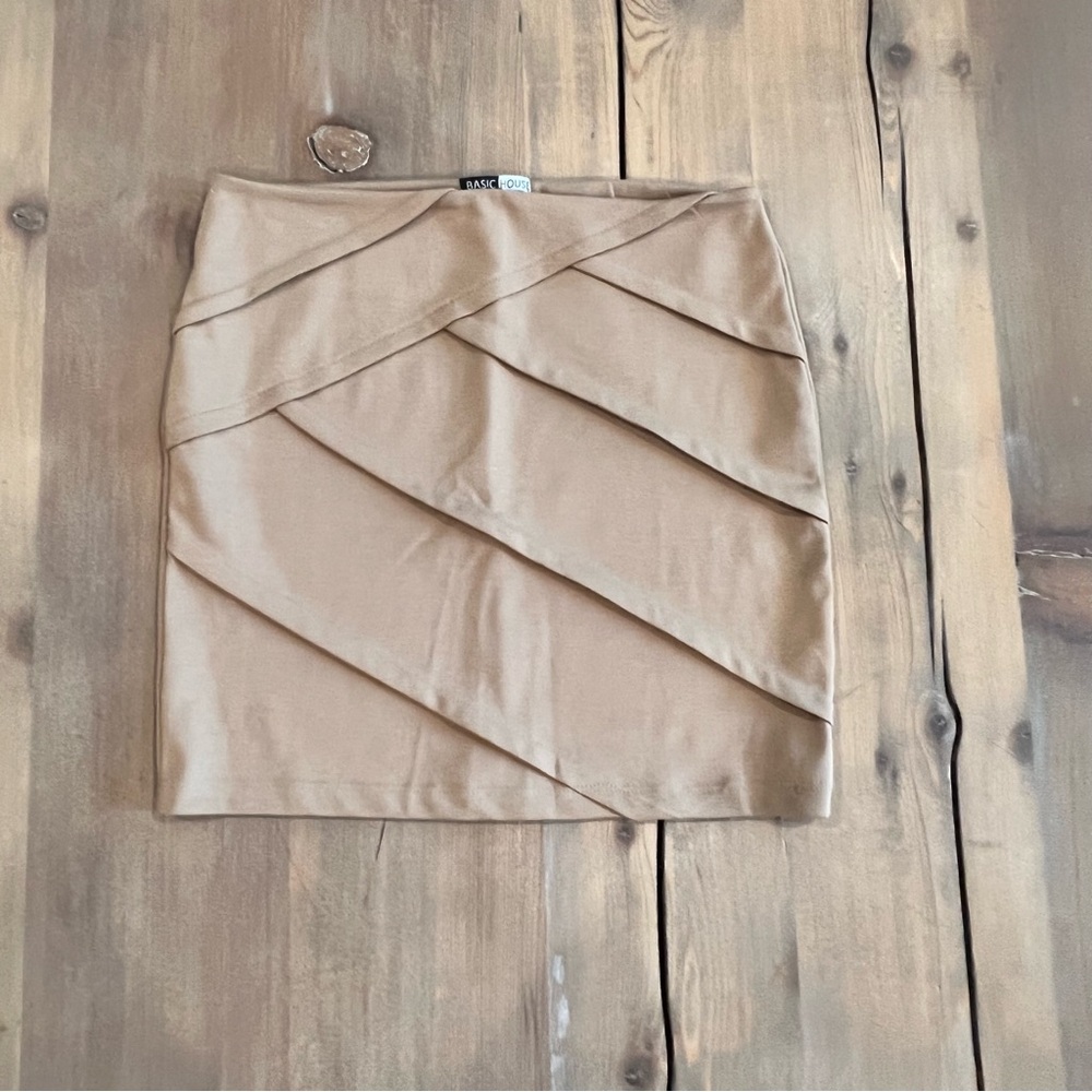 Basic House Pull On Mini Tan Skirt